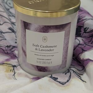 Threshold Soft Cashmere & Lavender Candle with Gold Lid